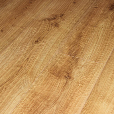 Edinburgh Oak Laminate Flooring - 12mm (1.293m2)
