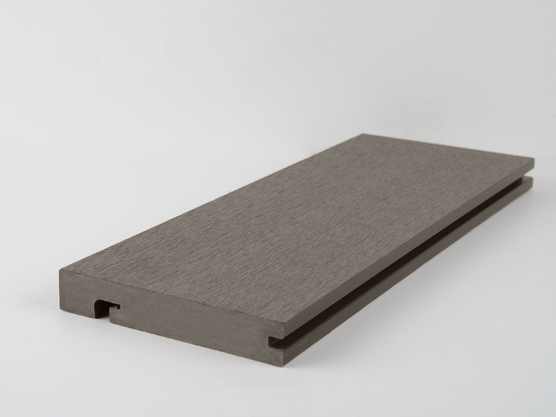 Comp. Montana /Nevada Soft Grey Stair Tread (140 X 25 X 3600Mm)