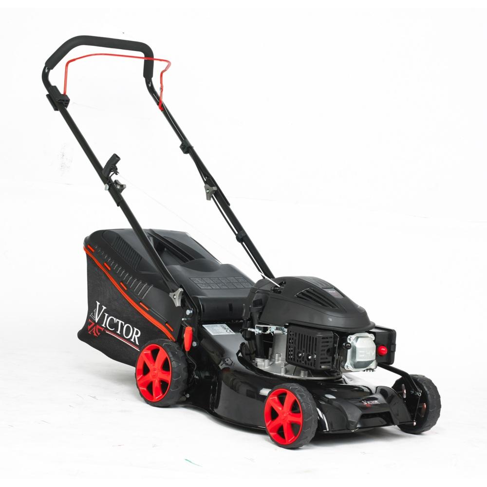 Victor Petrol push Lawnmower with 42cm cutting Steel Deck