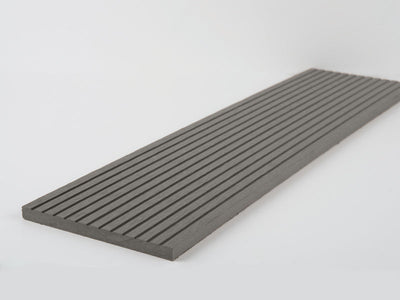 Comp. Soft Grey Plank Fascia 130 X 10 X 3600Mm (130 X 10 X 3600Mm)